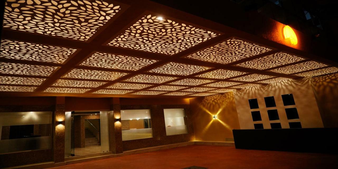 Nextel Inn, Calicut Exterior foto