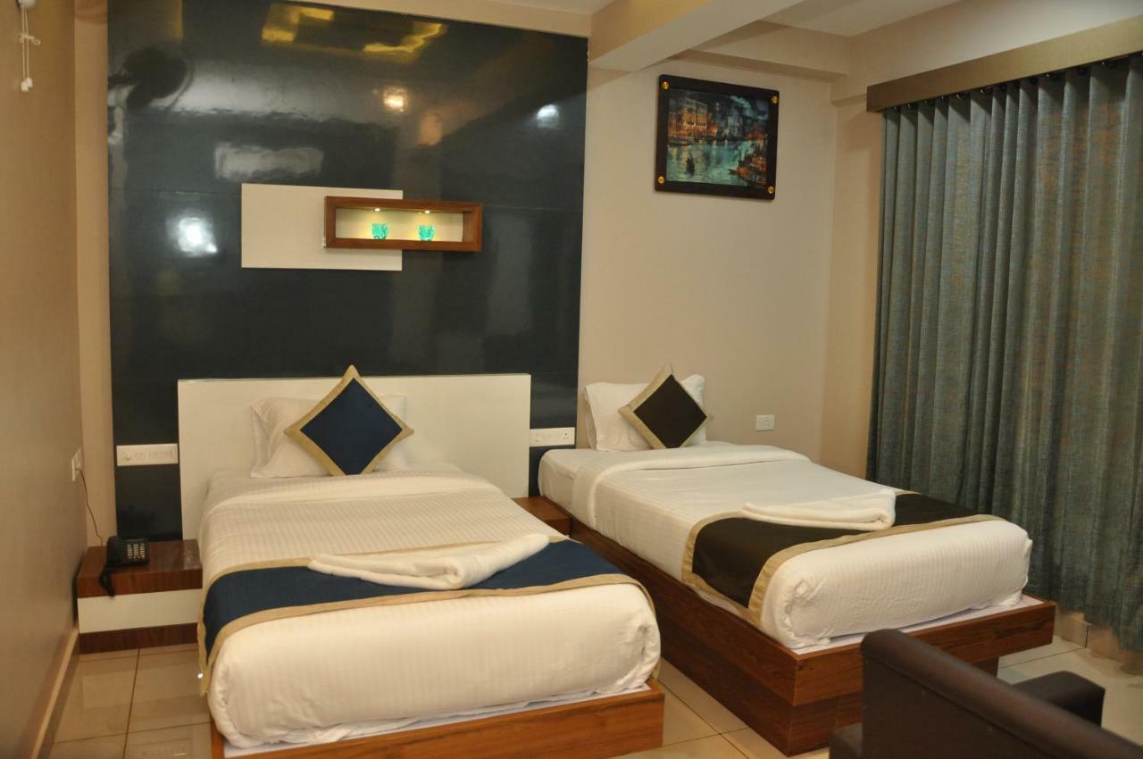 Nextel Inn, Calicut Exterior foto