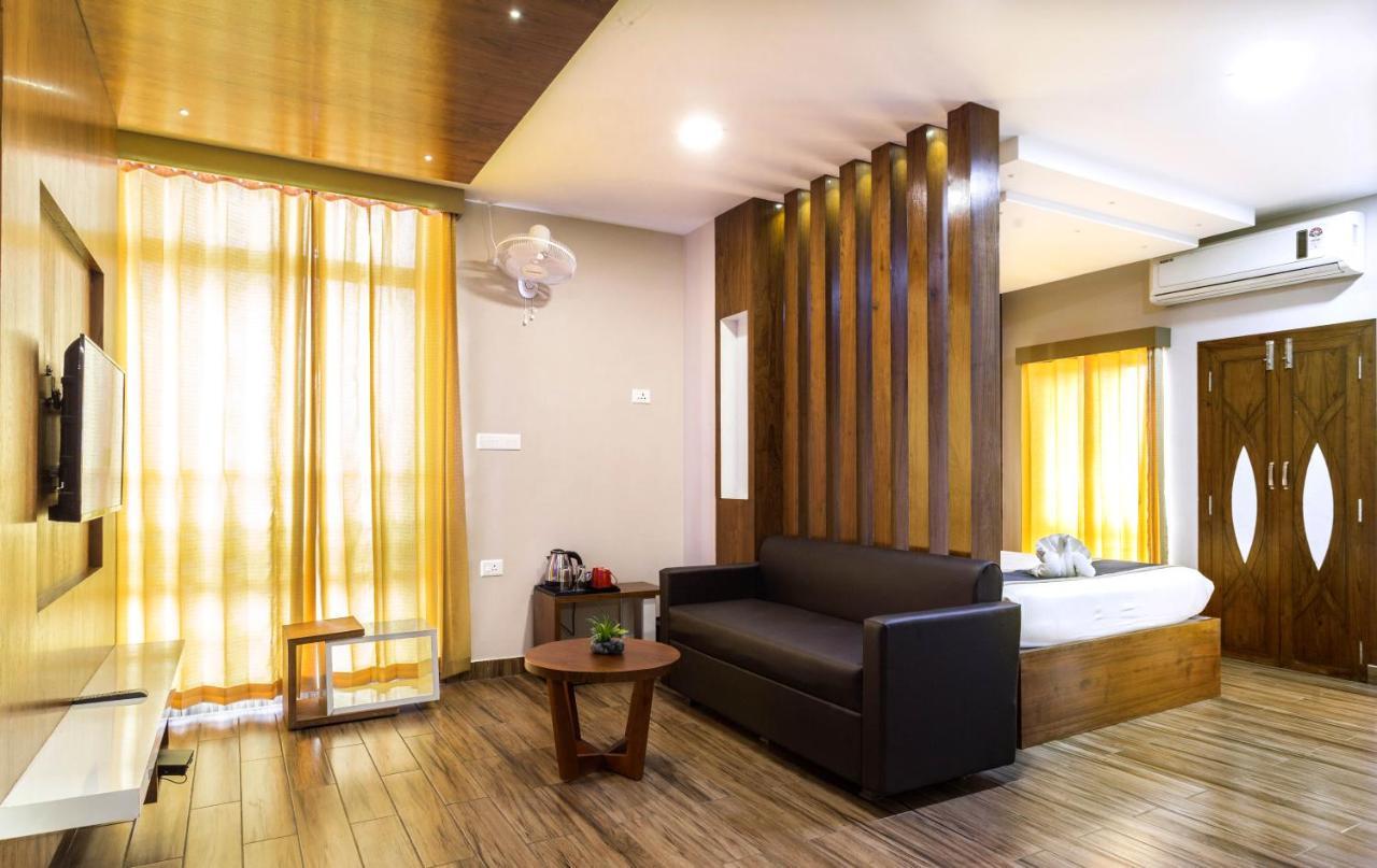 Nextel Inn, Calicut Exterior foto